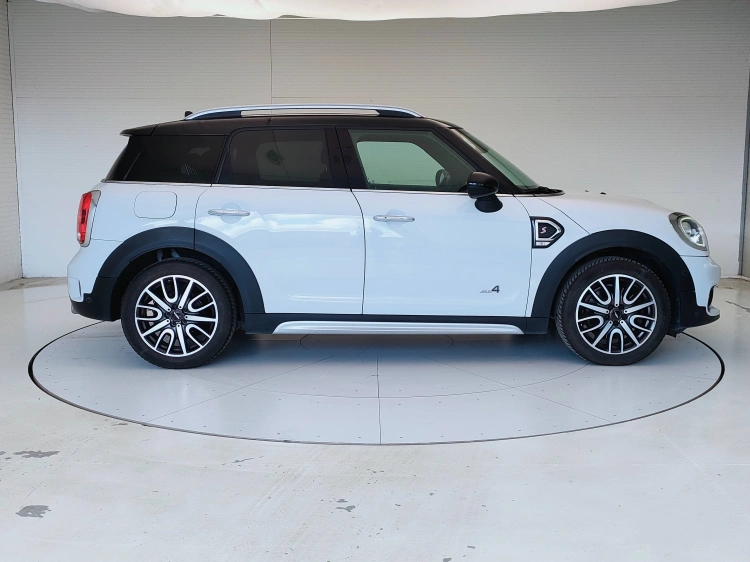 4 - MINI Countryman MINI COUNTRYMAN SD ALL4
