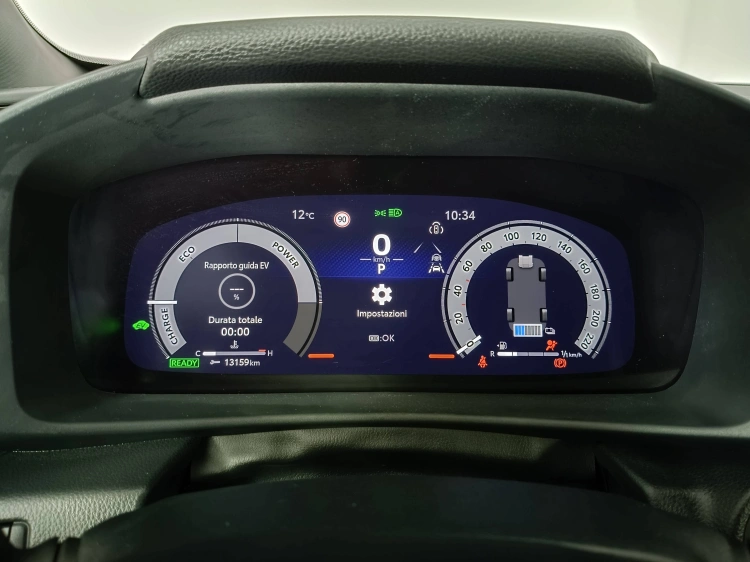 12 - Toyota C-HR C-HR 1.8 hv Trend fwd e-cvt