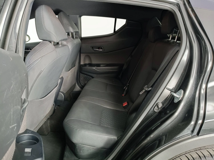 9 - Toyota C-HR C-HR 1.8h Black Edition e-cvt