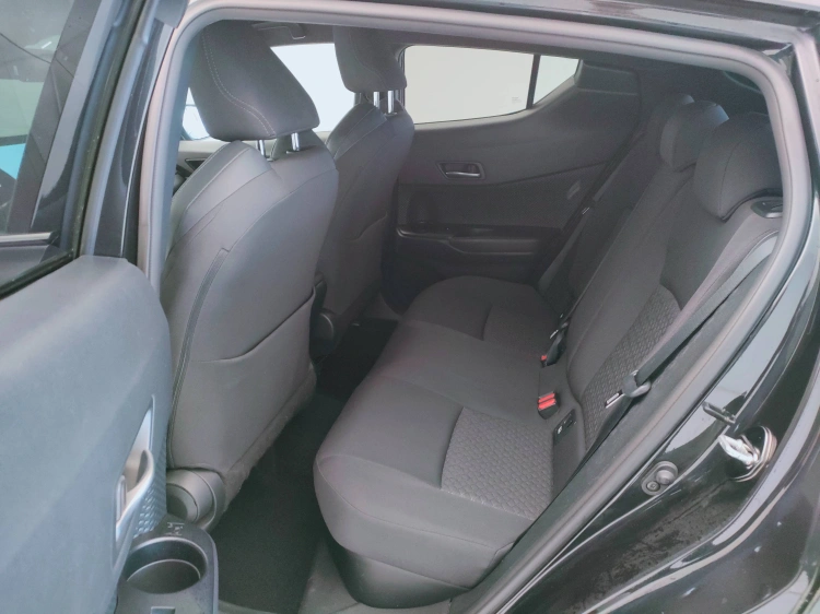 12 - Toyota C-HR C-HR 1.8h Trend e-cvt