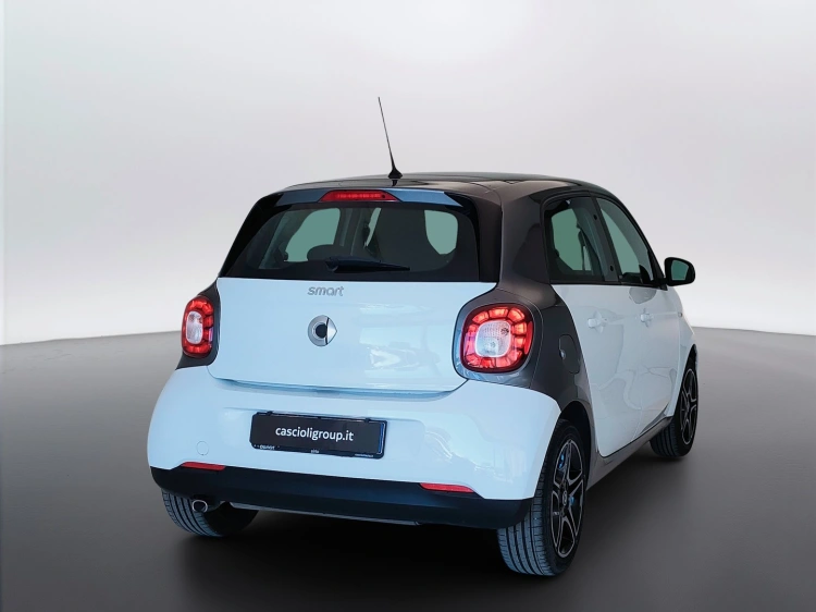 5 - smart forfour Forfour 1.0 Passion 71cv twinamic my18