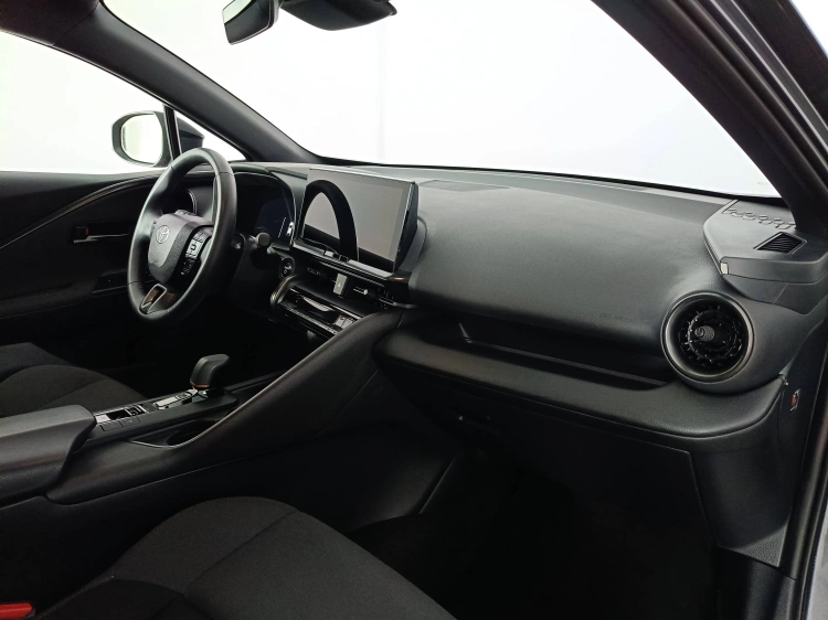 11 - Toyota C-HR C-HR 1.8 hv Trend fwd e-cvt