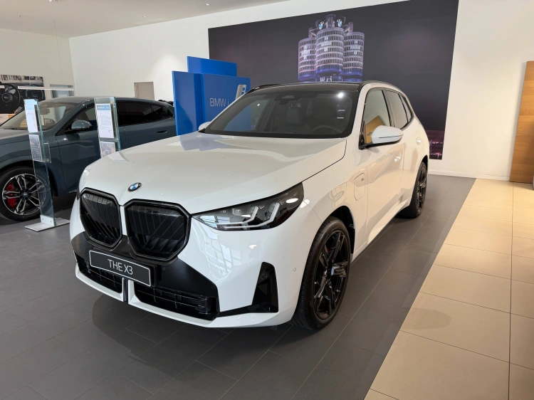 1 - BMW X3 BMW X3 30e xDrive
