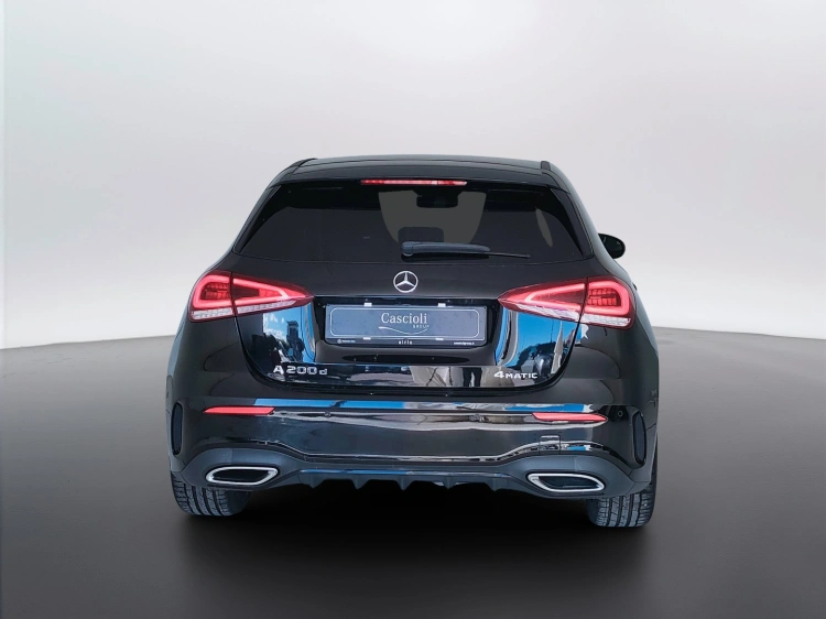 4 - Mercedes-Benz Classe A 200 d Premium Night edition 4matic auto