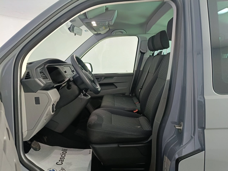 8 - Volkswagen T6.1 Transporter 30 T6.1 Transporter 30 2.0 tdi 110cv kombi p.c.