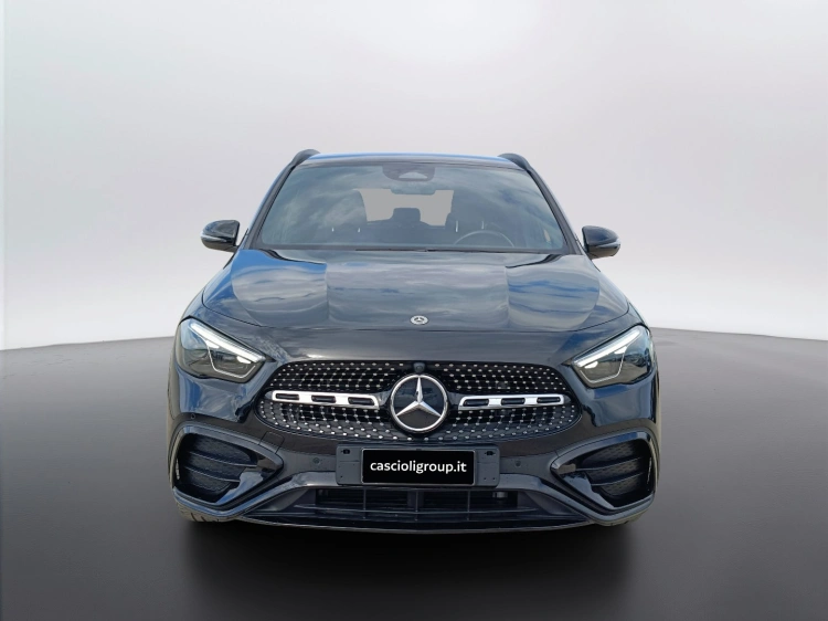 2 - Mercedes-Benz GLA 200 d AMG Line Advanced Plus auto