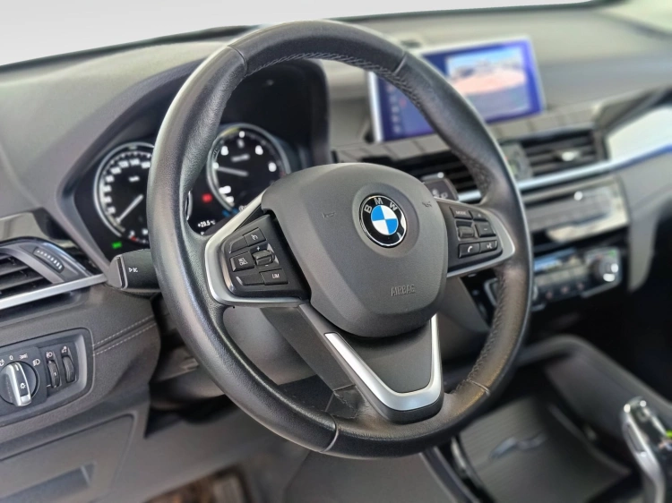18 - BMW X1 X1 sdrive16d xLine auto