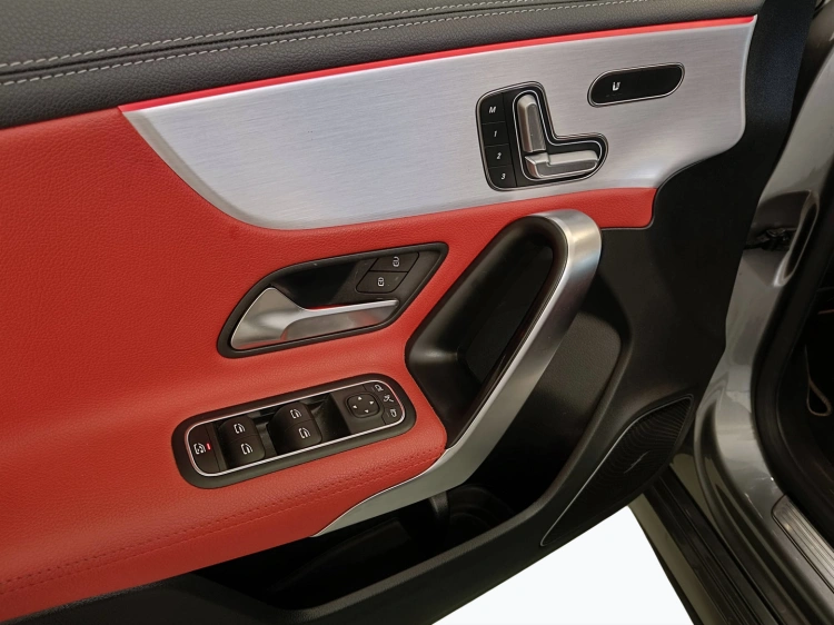 15 - Mercedes AMG Classe A A 35 AMG 4matic auto