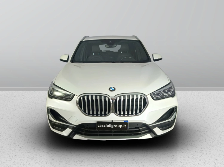 2 - BMW X1 X1 xdrive18d xLine Plus auto