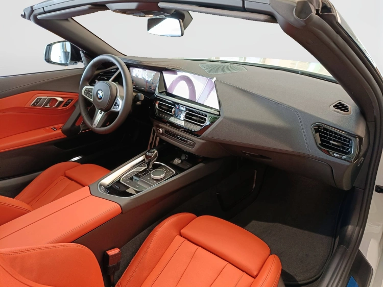 9 - BMW Z4 BMW Z4 sDrive20i