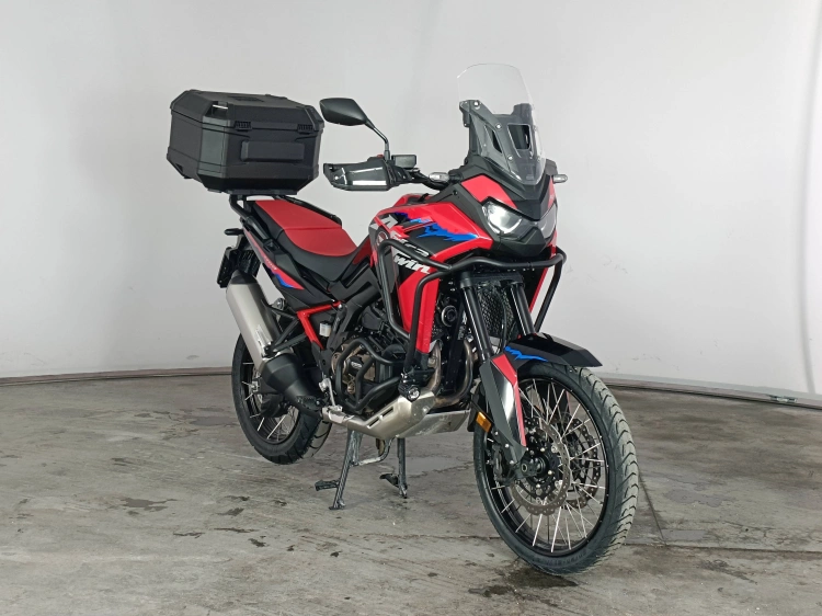 2 - Honda Africa Twin AFRICA TWIN ADVENTURE DCT