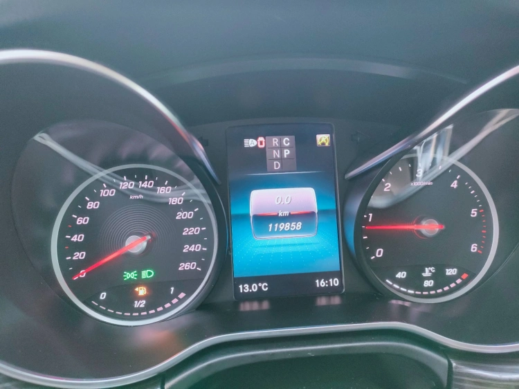 15 - Mercedes-Benz Classe V Long 250 d Premium 4matic auto