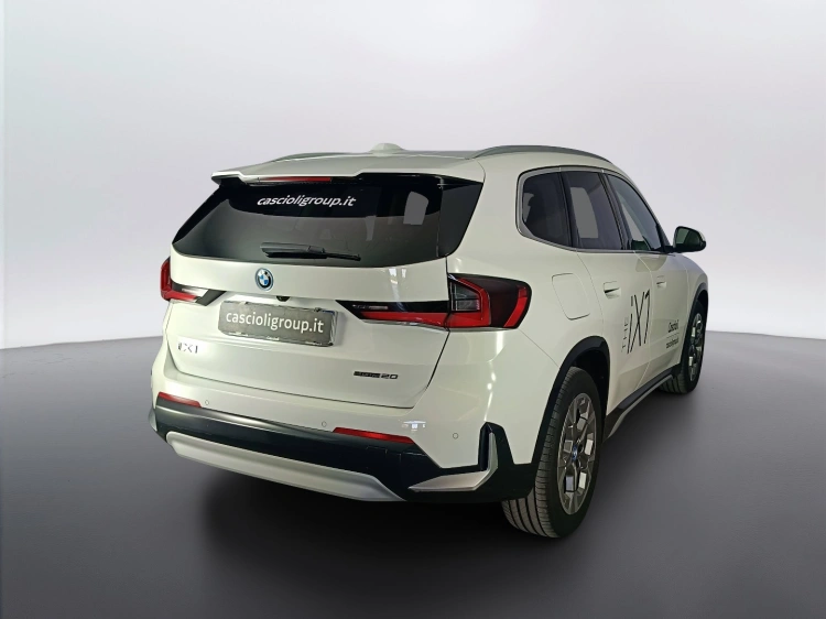 5 - BMW iX1 BMW iX1 eDrive20-Special Edition