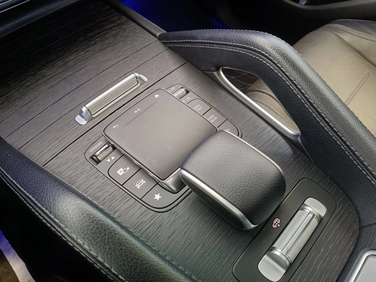 19 - Mercedes-Benz GLE 300 d mhev Premium Plus 4matic auto
