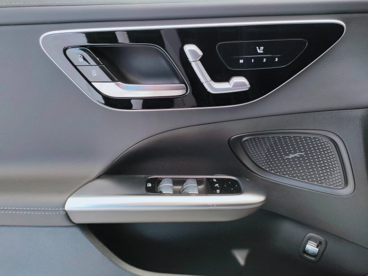 13 - Mercedes-Benz Classe C 220 d mhev Premium Pro 4matic auto