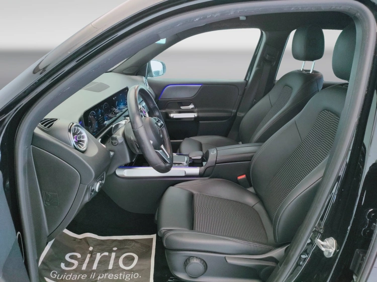 15 - Mercedes-Benz GLB 200 d Sport Plus auto