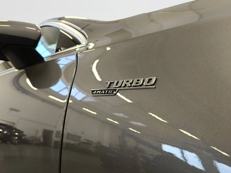 16 - Mercedes AMG Classe A A 35 AMG 4matic auto