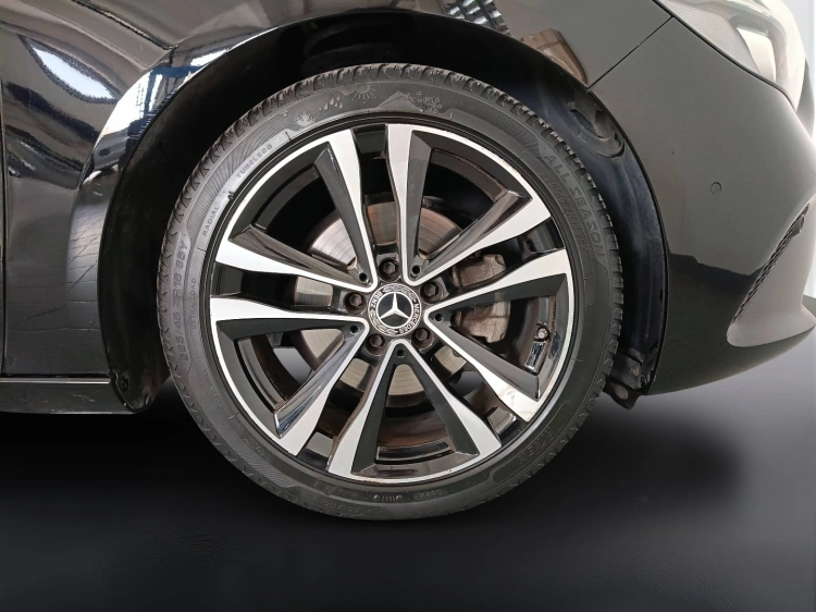 23 - Mercedes-Benz Classe B 180 d Sport Plus auto