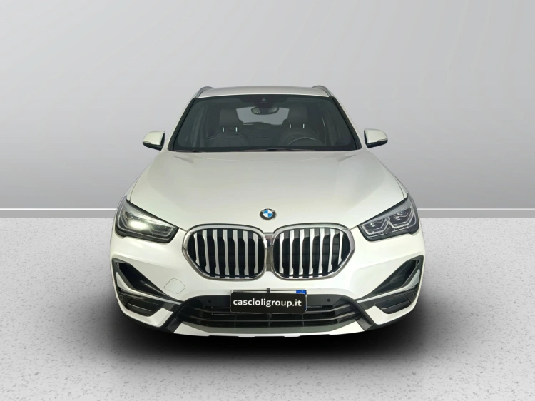 2 - BMW X1 X1 xdrive18d xLine Plus auto