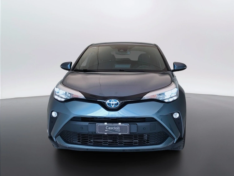 2 - Toyota C-HR C-HR 1.8h Trend e-cvt
