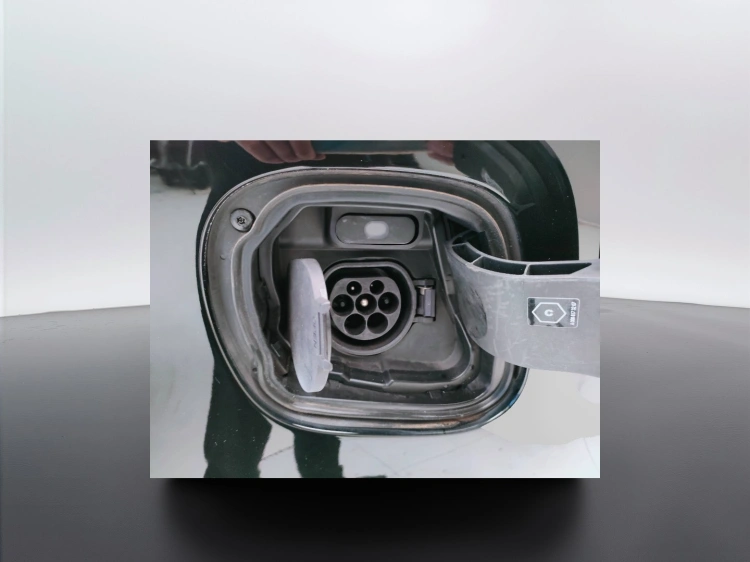 10 - smart fortwo Fortwo eq Passion 4,6kW