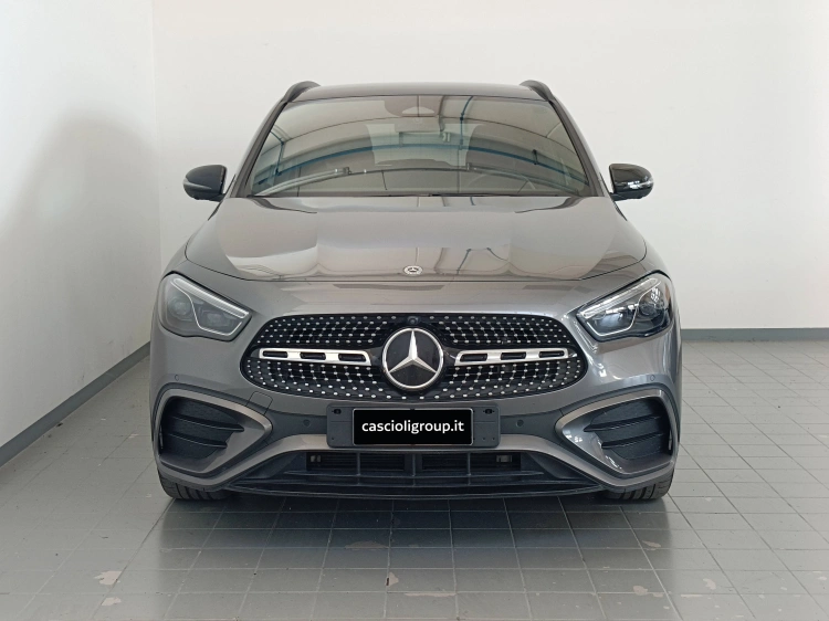 2 - Mercedes-Benz GLA 200 d AMG Line Advanced Plus Tech Edition auto