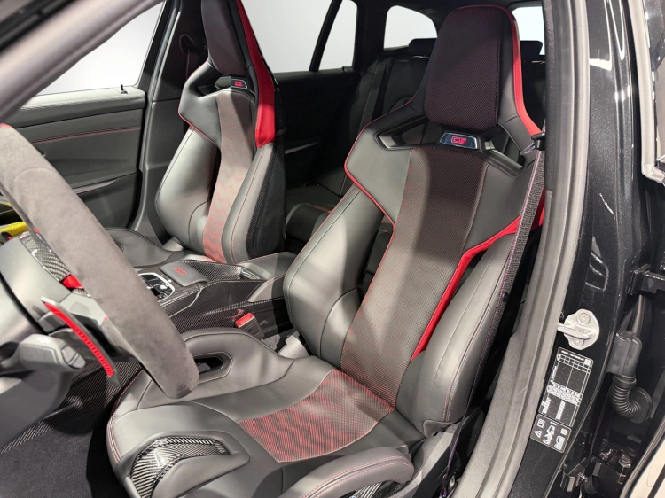 37 - BMW M M3 M3 CS Touring