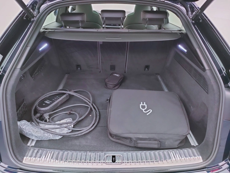 5 - Audi Q8 Q8 55 3.0 tfsi e Sport quattro tiptronic