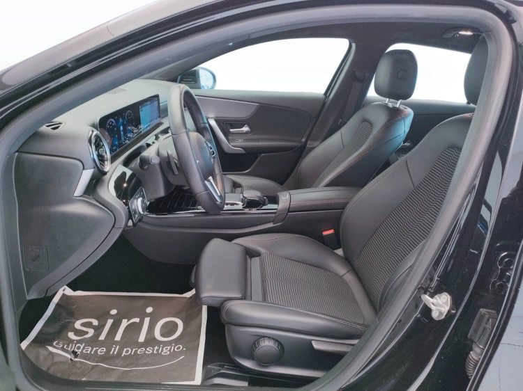 15 - Mercedes-Benz Classe A 180 d Sport Extra auto