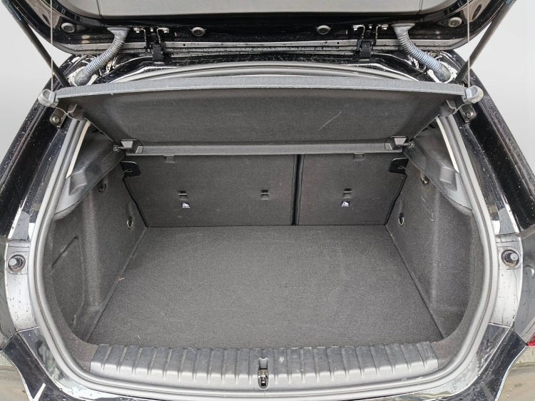 14 - BMW Serie 1 116d Sport auto