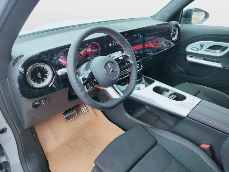 9 - Mercedes-Benz GLB 220d 4MATIC