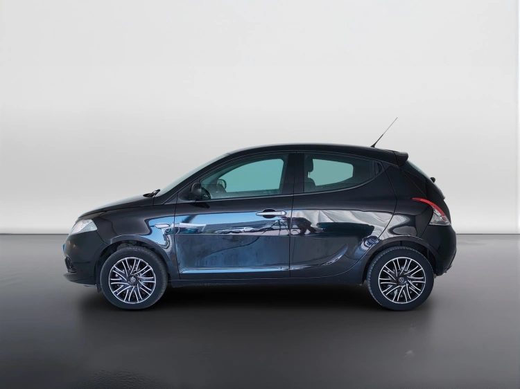 8 - Lancia Ypsilon Ypsilon 1.2 Gold s&s 69cv my19