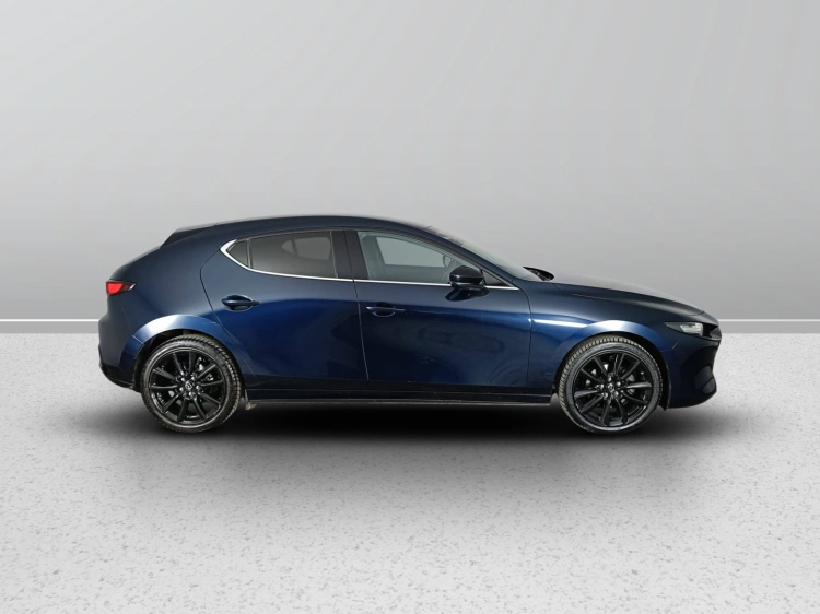 3 - Mazda 3 3 5p 2.0 m-hybrid Evolve 150cv