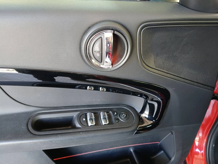 21 - MINI Countryman Mini Countryman 1.5 Cooper Essential auto