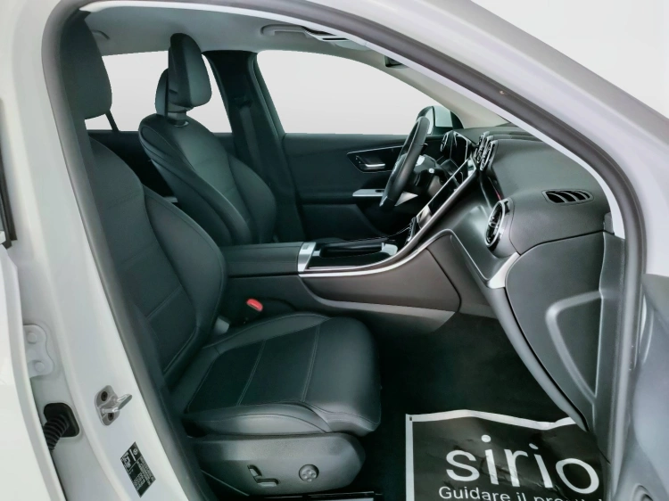 9 - Mercedes-Benz GLC 220 d mhev Advanced 4matic auto