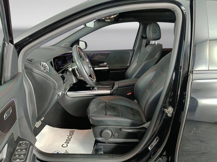 8 - Mercedes-Benz Classe B 180 d AMG Line Advanced Plus auto