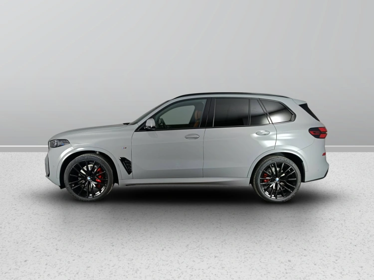 6 - BMW X5 BMW X5 xDrive30d