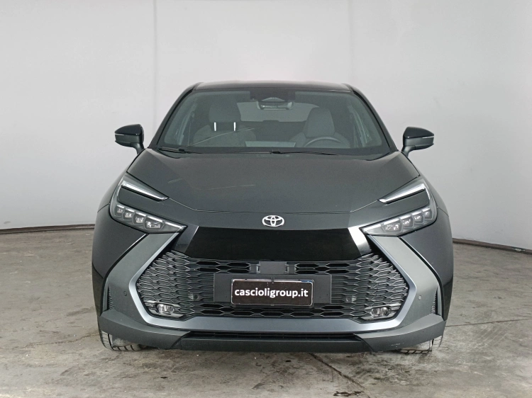 2 - Toyota C-HR C-HR 1.8 hv Trend fwd e-cvt