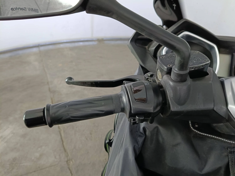 7 - Yamaha XMax X-Max 400