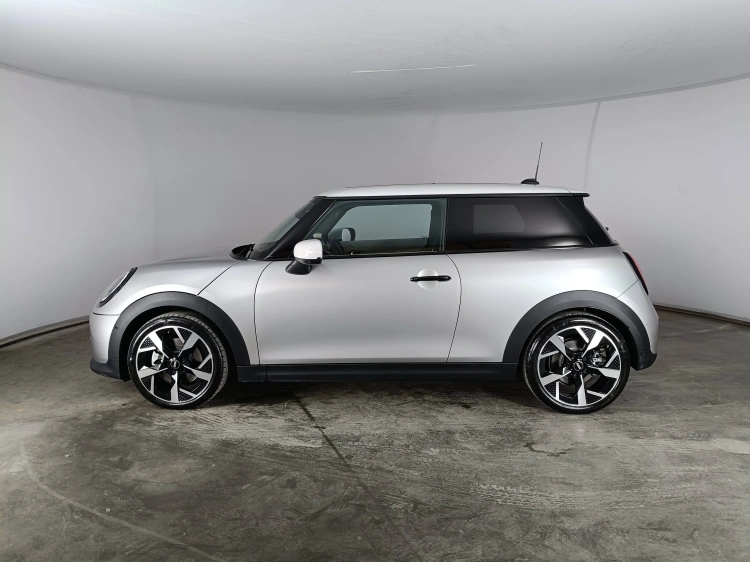 6 - MINI Cooper Mini Cooper 3p 1.5 C Favoured auto