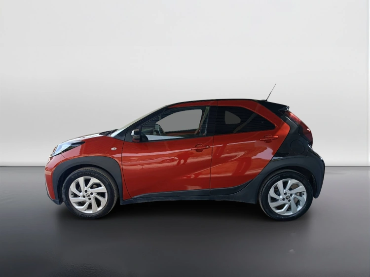 6 - Toyota Aygo X Aygo X 1.0 Active 72cv s-cvt