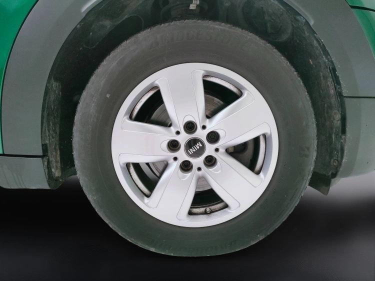 8 - MINI Countryman Mini Countryman 1.5 One D Business auto