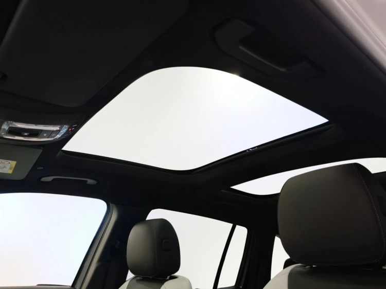 15 - Mercedes-Benz GLB 200 d Premium auto