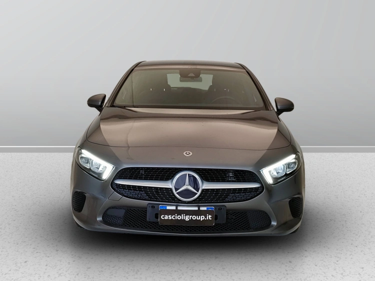 2 - Mercedes-Benz Classe A 180 d Sport auto