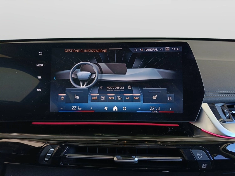 14 - BMW X1 X1 sdrive18d X-Line auto