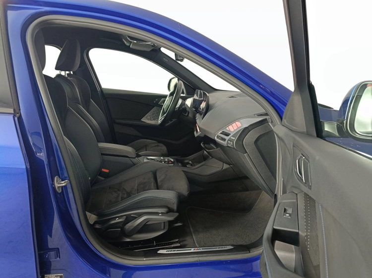 11 - BMW Serie 1 118d MSport auto
