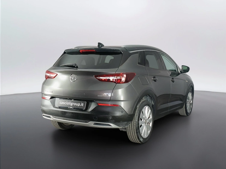 4 - Opel Grandland X 