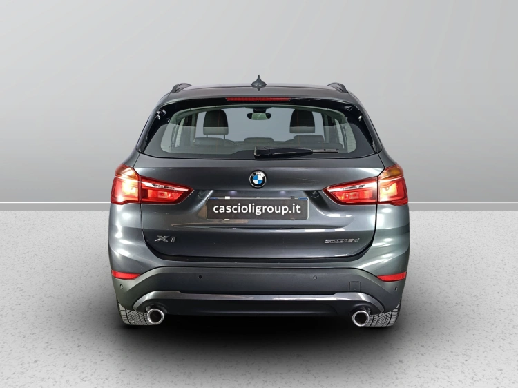 5 - BMW X1 X1 sdrive18d Advantage auto