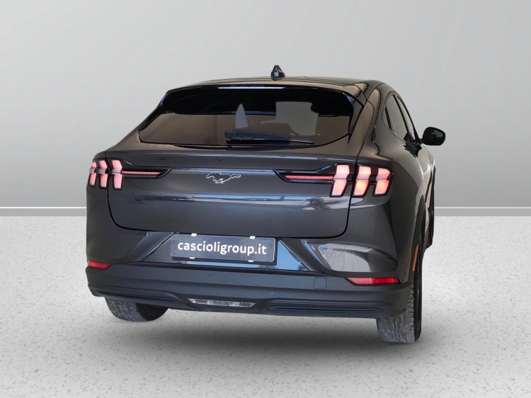 5 - Ford Mustang Mustang Mach-e standard range rwd 269cv auto