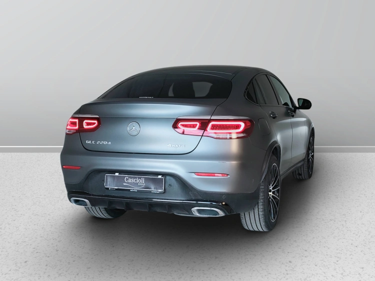 6 - Mercedes-Benz GLC Coupe 220 d Premium 4matic auto